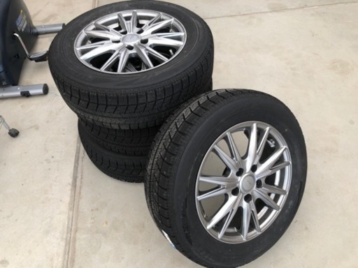 205/60R16 ブリヂストンスタッドレスタイヤ製造17年43週＋VELVAホイール4本セット