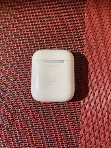 Apple AirPods 第二世代