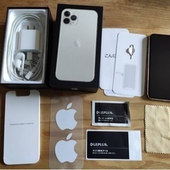 美品 iPhone 11 Pro シルバー 64 GB SIMフリー