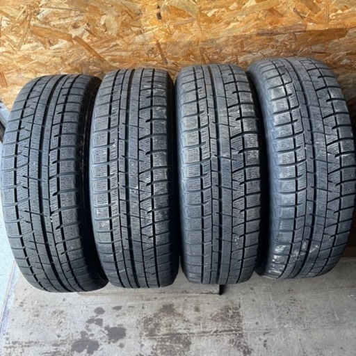 バリ山　YOKOHAMA ヨコハマ　IG50プラス　215/65R16 スタッドレス タイヤ　2017年製　16インチ