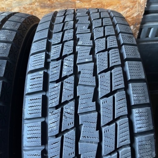 超極上タイヤ　GOODYEAR グッドイヤー　ICENAVI SUV 265/65R17 スタッドレス タイヤ　2018年製　17インチ
