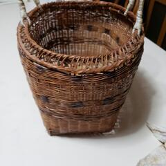 竹かご　買い物かごの画像