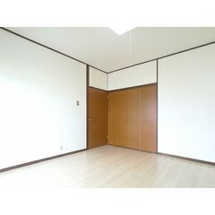 弊社申込みで初期費用６０，０００円でご紹介しております（ペット可敷金1ヶ月）　家賃１カ月無料＆連帯保証人不要＆敷金＆礼金不要物件待ち合わせにてご見学可能です。　是非一度お問い合わせください　０４８－５２６－９３２５　ラポールヤナセ305 弊社直接申込　 合計６０，０００円 - 不動産