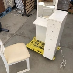 ドレッサー メイク台 姿見ドレッサー  白　展望株式会社　の画像