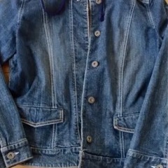 デニムジャケットの画像