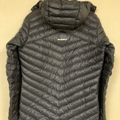 【クリーニング済】MAMMUT レディースBroad Peak IN Hooded Jacket Womenの画像