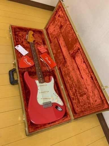 【最終値下げ】FIESTA RED フェンダーストラト