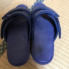 姿勢、体幹の良くなるサンダル