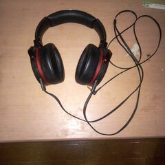 ヘッドフォン