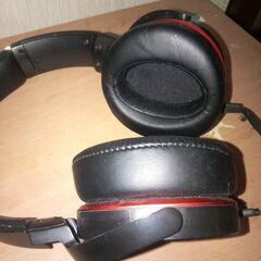 ヘッドフォンの画像