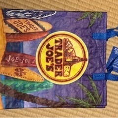 Trader Joe's エコバッグの画像