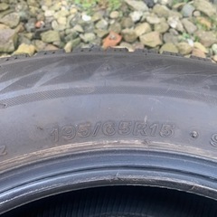 195/65R15 スタッドレスタイヤ4本　VRX2！の画像