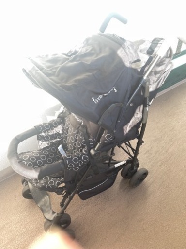 【値引き交渉あり、日本育児】　キンダーワゴン DUOシティHOP2 ２人乗りベビーカー