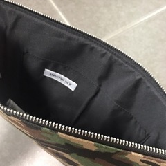 最終処分値下‼️新品タグ付⭐️WEGO迷彩柄クラッチバック⭐️定価2,590円を500円‼️の画像