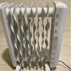 アイリスオーヤマ　オイルヒーター　KIWHH2-1210M 