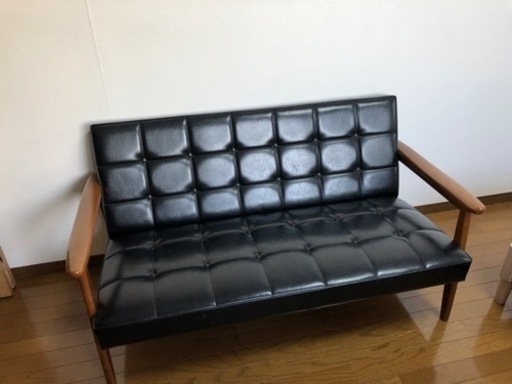 カリモク60 ソファー　黒