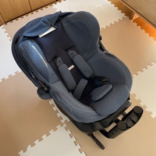 エールべべ クルット4 Oui デニムブルー ISOFIX
