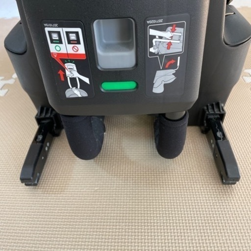 エールべべ クルット4 Oui デニムブルー ISOFIX