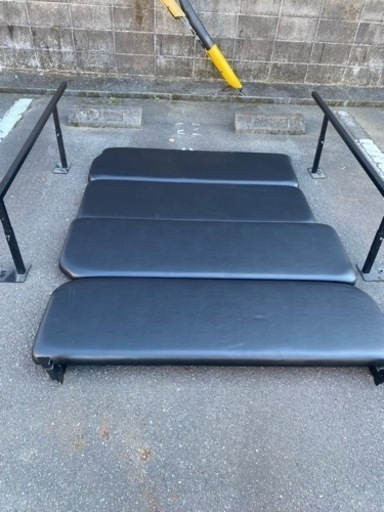 ハイエース　200系　レザーベッドキット