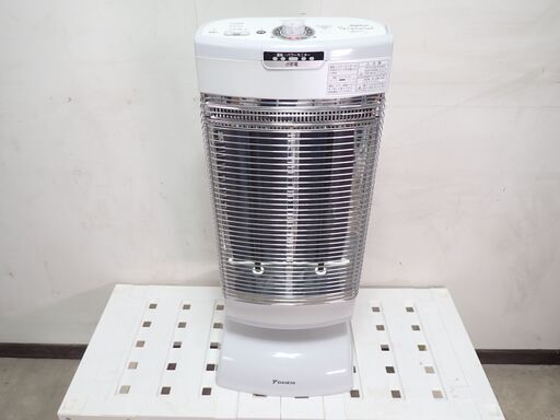ダイキン 遠赤外線ヒーター セラムヒート  ERFT11RS