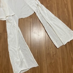 SLY 個性的トップスの画像