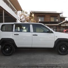 ★H29・プロボックスDXコンフォート・3インチリフトアップ・グリルガード・15インチブロックタイヤ・59000km・2WD・AT・ナビ・Bカメラ・ブレーキアシスト・キーレス★の画像