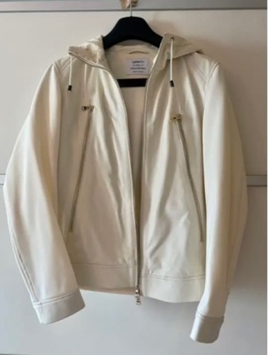 【新品未使用】EMMETI レザージャケット　ハイパーストレッチ パンツ