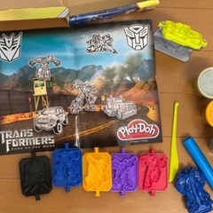 リアルな型がつくれる！Play doh トランスフォーマーの画像
