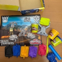 リアルな型がつくれる！Play doh トランスフォーマーの画像