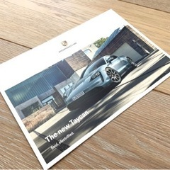 ポルシェ タイカン カタログ Porsche Taycan