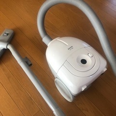 (お譲り先決まりました)SANYO掃除機　2010年製