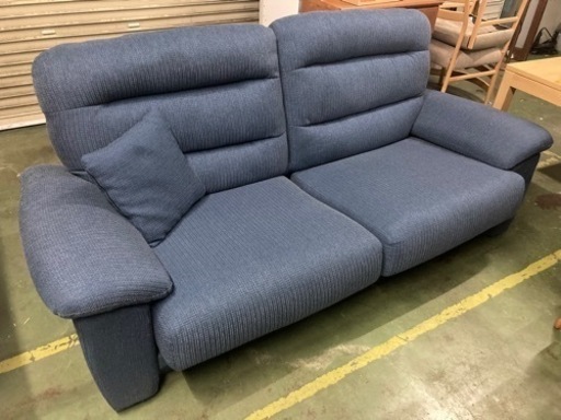 ● ３人掛けソファー、ニトリ、紺色、