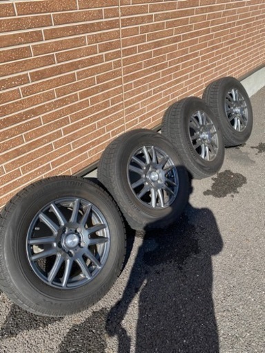 スタッドレスセット　205/65R15 4本　ブリヂストンVRX 残溝多め