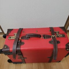 キャリーバッグ　トランク　結婚式の画像