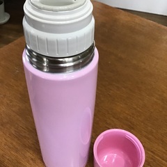 昔ながらの水筒の画像