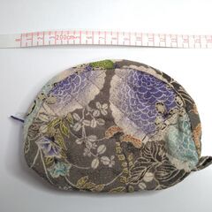 【ハンドクラフト】４品　着物生地の巾着と小物入れの画像