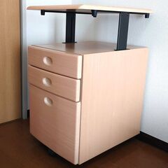 【取引中】デスク下ワゴン　３段引き出しの画像