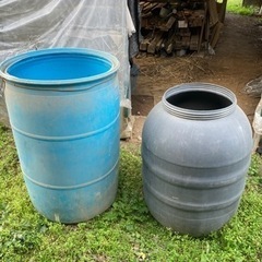 タンク　ドラム缶？