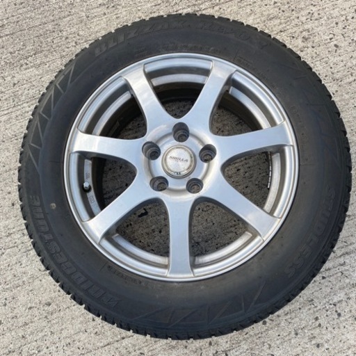 取引中　サイズ205/60R16