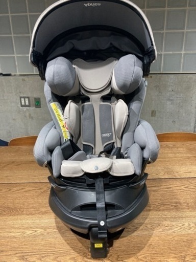 美品【チャイルドシート】フラディアISOセーフティーナチュラルグレー