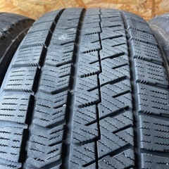 バリ山 BRIDGESTONE ブリヂストン ブリジストン VRX2 215/60R17