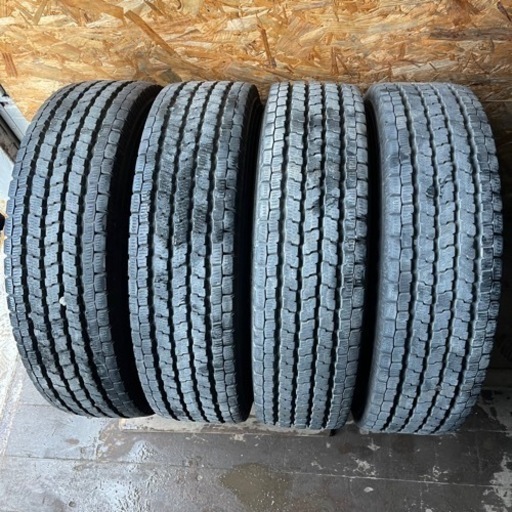 バリ山　YOKOHAMA ヨコハマ　IG91 195/80R15 107/105L LT スタッドレス タイヤ　2017年製