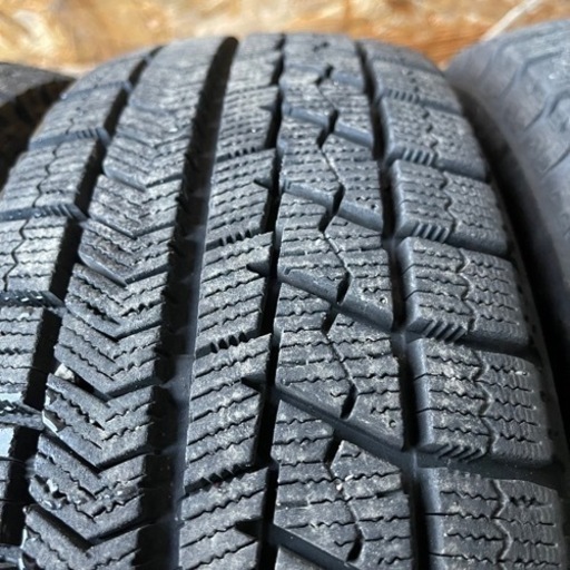極上タイヤ　BRIDGESTONE ブリジストン　ブリヂストン　VRX 155/65R13 スタッドレス タイヤ　2018年製　13イ