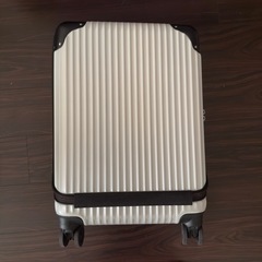 機内持ち込み対応 スーツケース 36L 白 1～2泊
