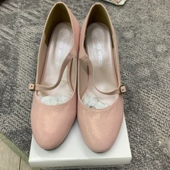 【未使用】ピンクのパンプス