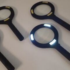 照明付き拡大鏡