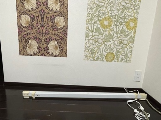 伸縮も出来ます✨これからの季節にピッタリ⛄️節約と結露対策や足元の補助暖房