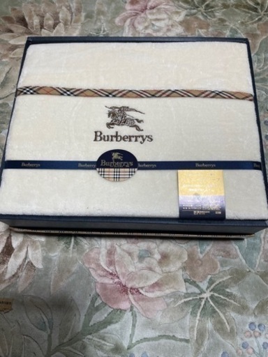 値下げしました。Burberryコットンボアシーツ