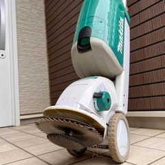 マキタ　芝刈り機