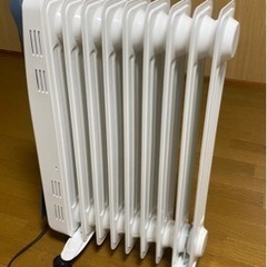未使用！今流行りのオイルヒーター　暖房　ストーブ　の画像